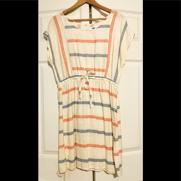 Old Navy Dresses & Skirts - Old Navy striped dress